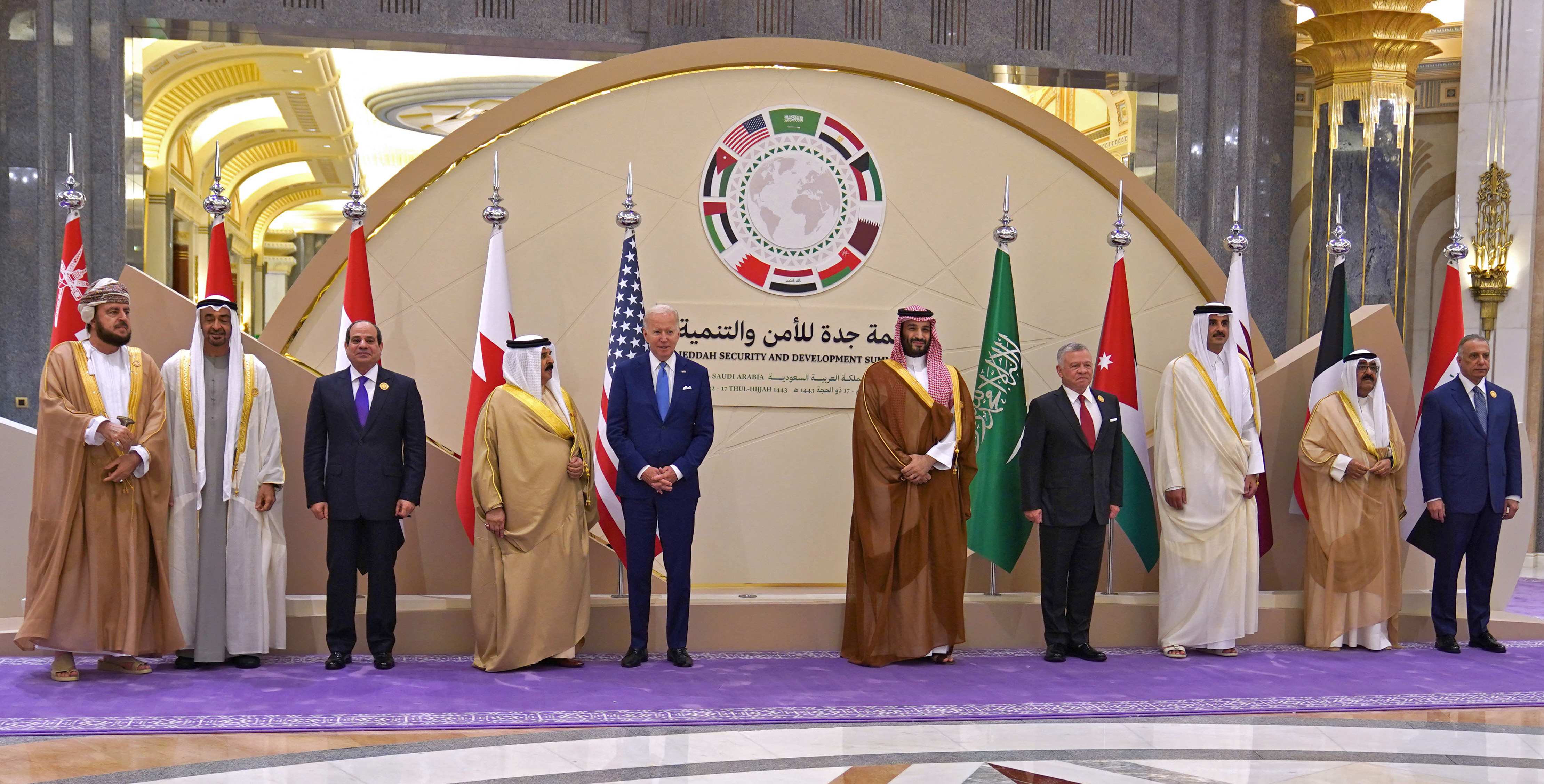 Саудовская аравия лидеры страны. Байден и принц Саудовской Аравии. Визит Байдена в Саудовскую Аравию. Байден в Саудовской Аравии.